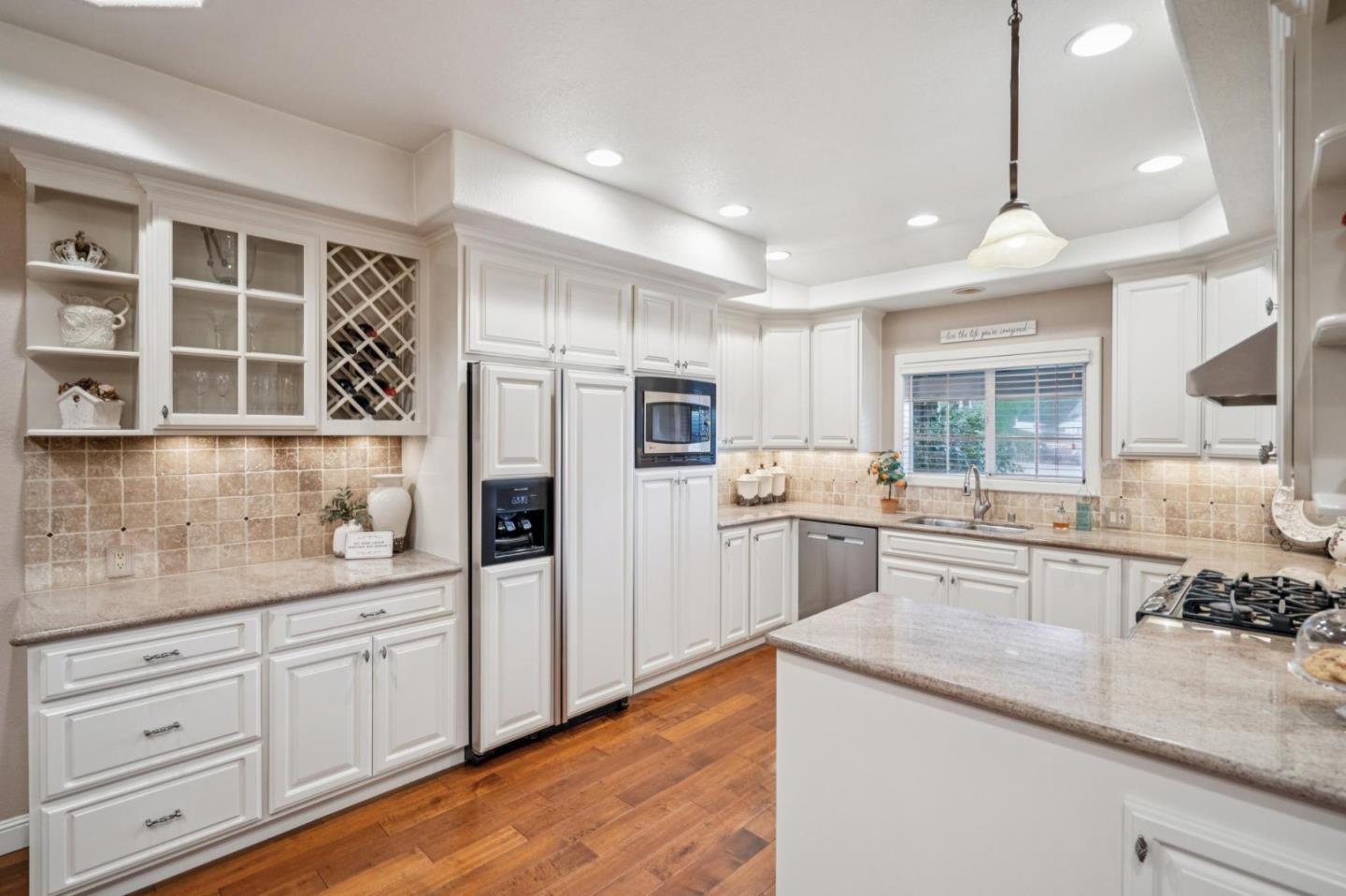 6204 Valley Glen Court
