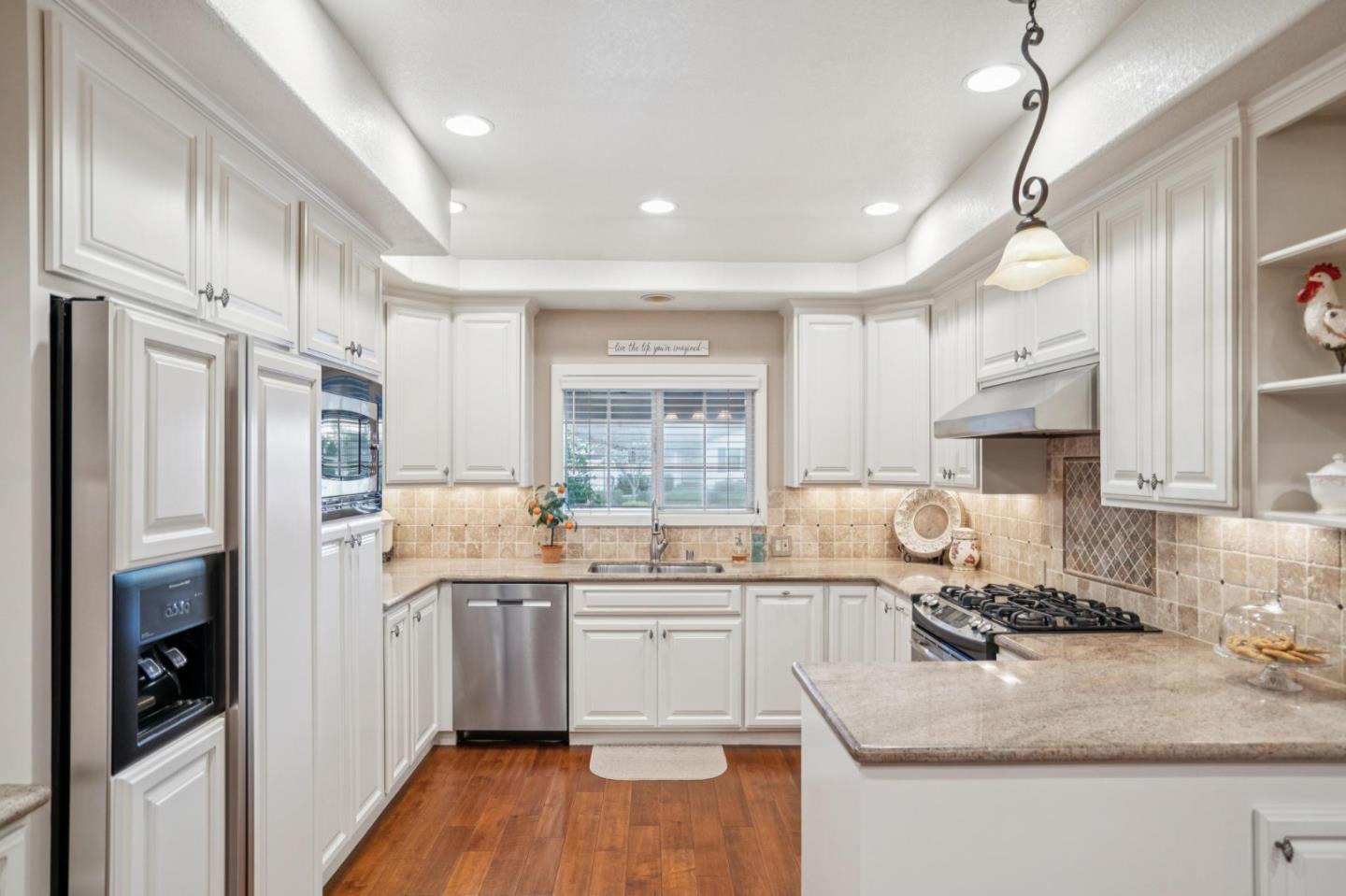 6204 Valley Glen Court