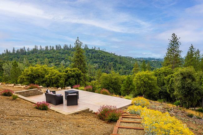 2081 Ponderosa Way