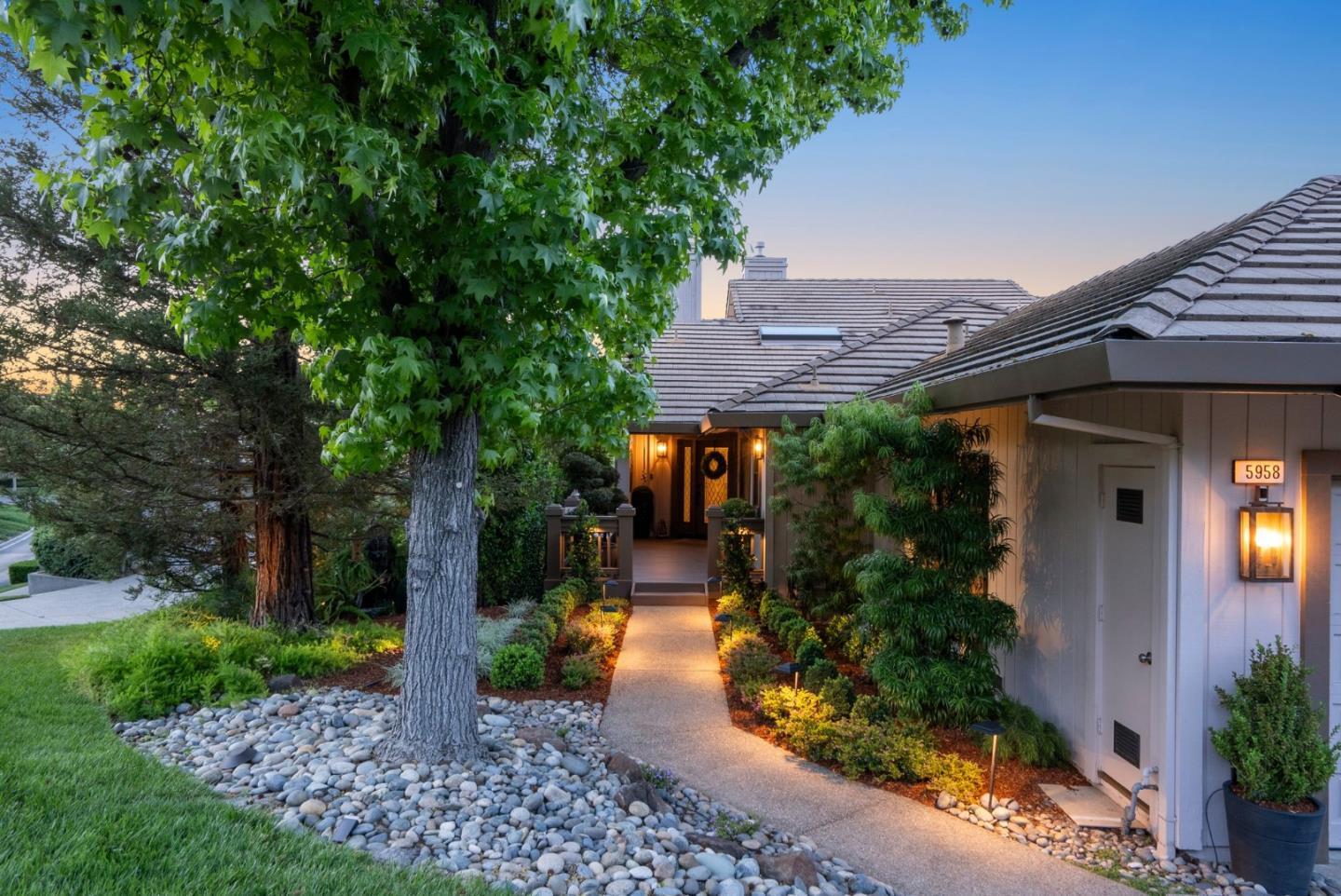 5958 Dry Oak Drive