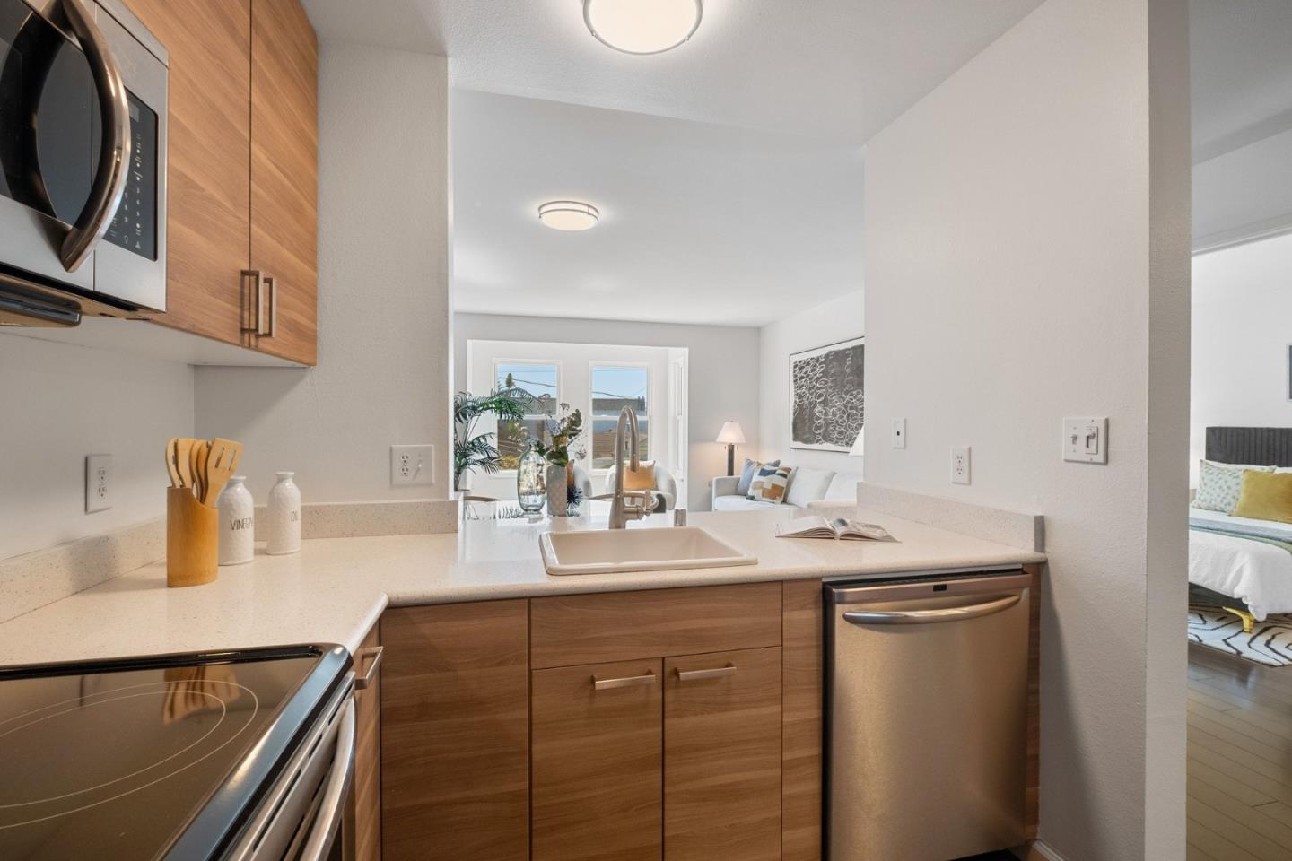2250 24th Street 330