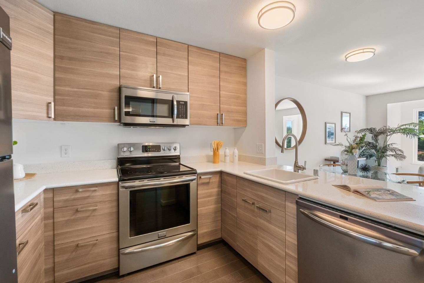 2250 24th Street 330