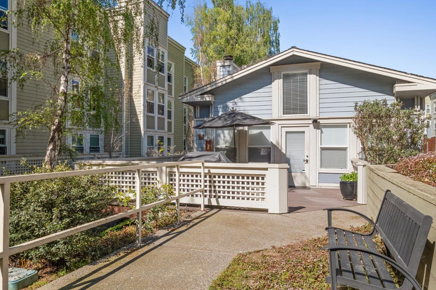 2250 24th Street 330