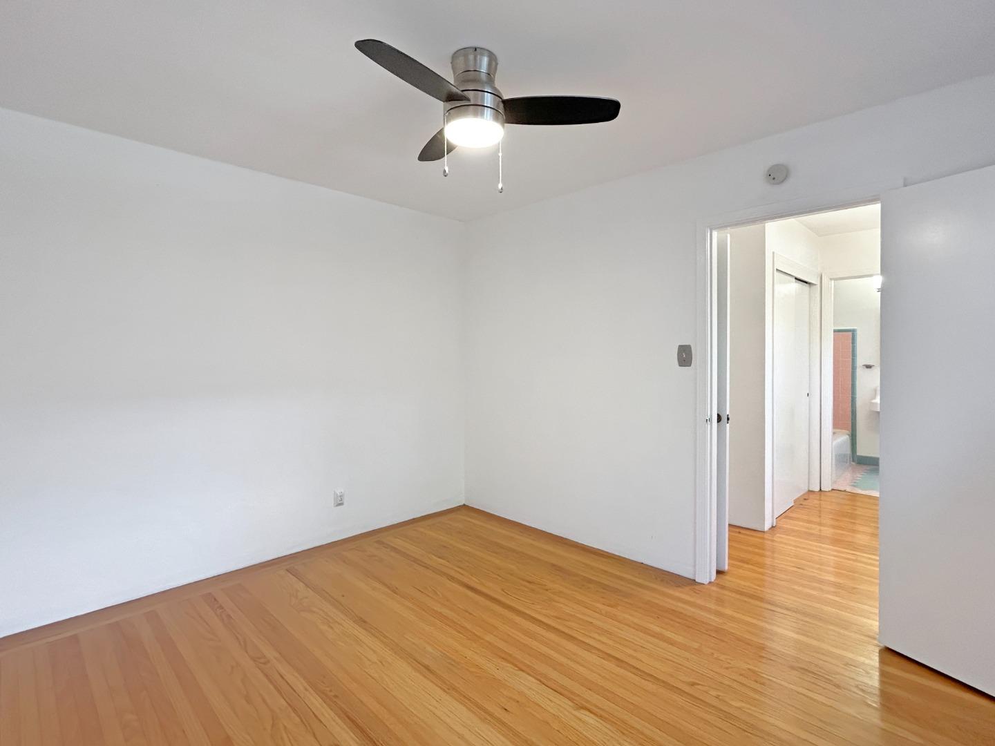 1300 Hoover Street APT 3