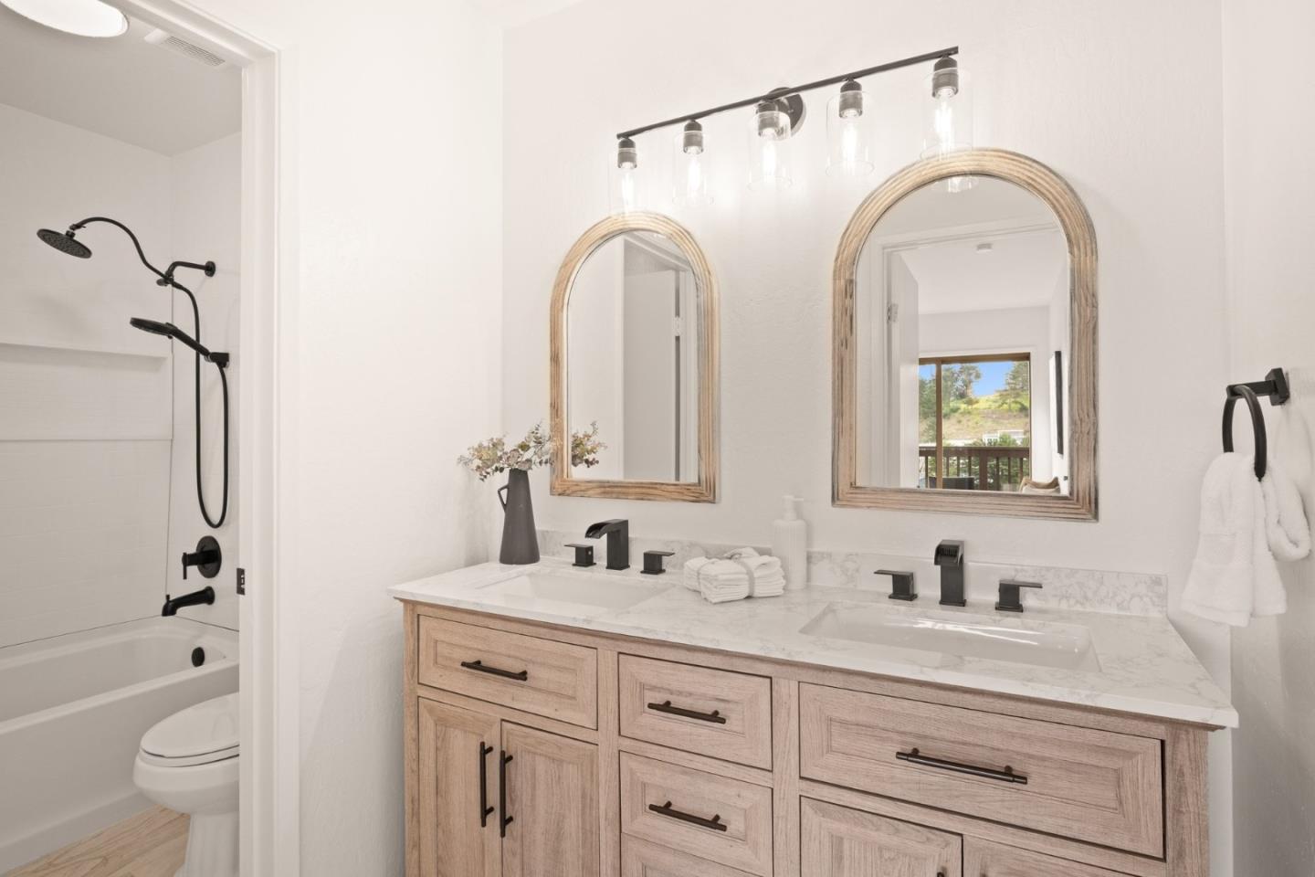 504 Monterey Road 14