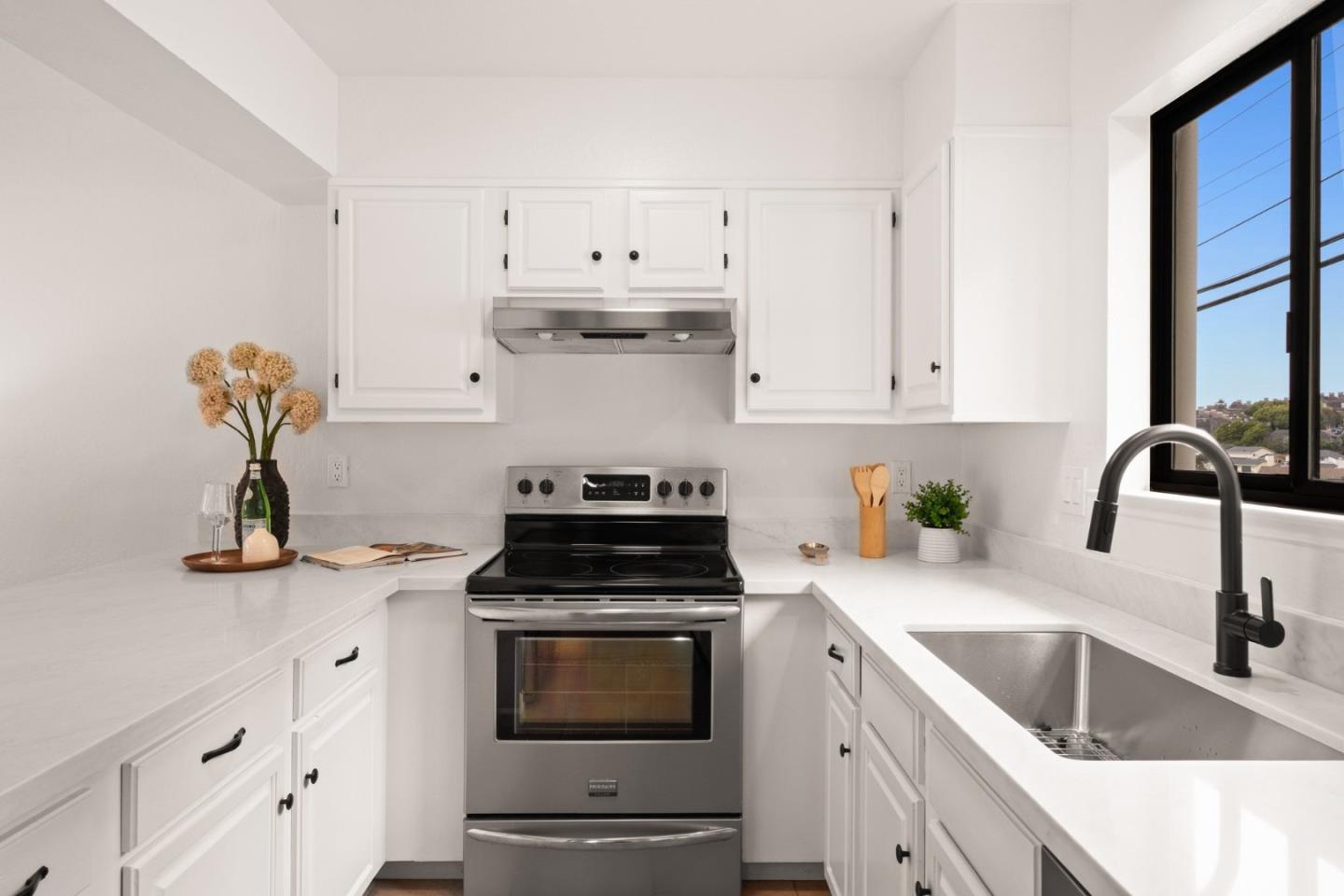 504 Monterey Road 14