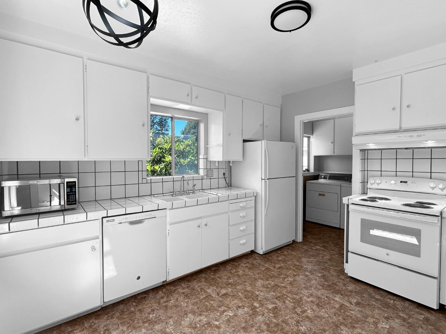 811 Highland Avenue