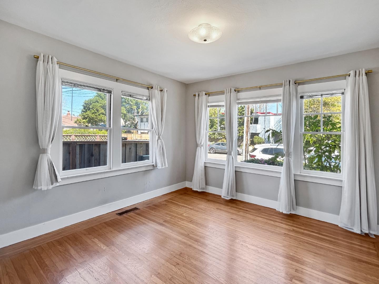 811 Highland Avenue