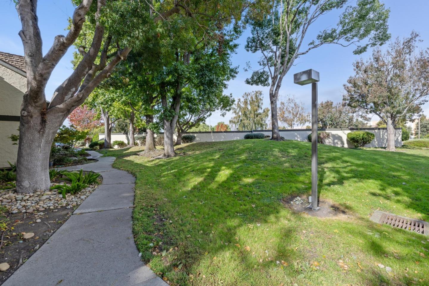 646 South Ahwanee Terrace