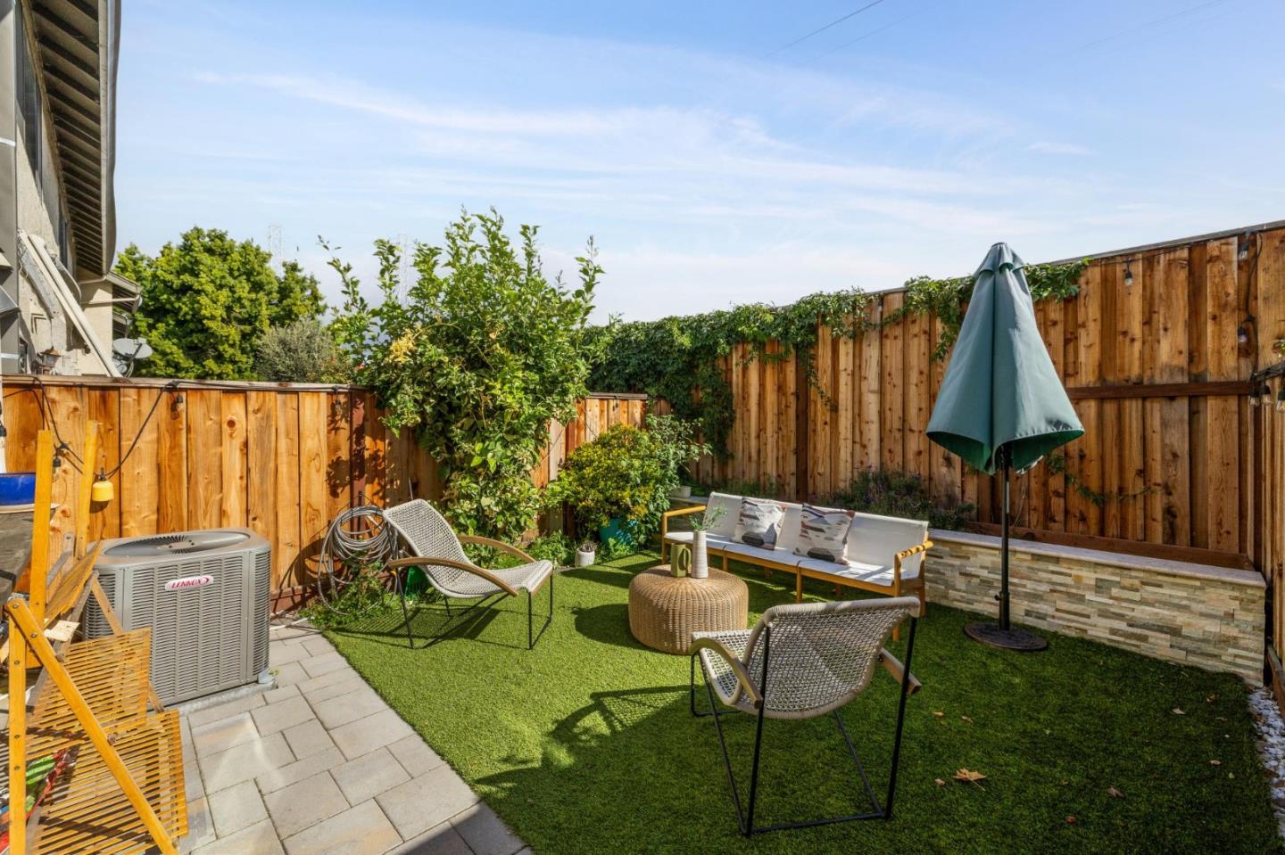 646 South Ahwanee Terrace