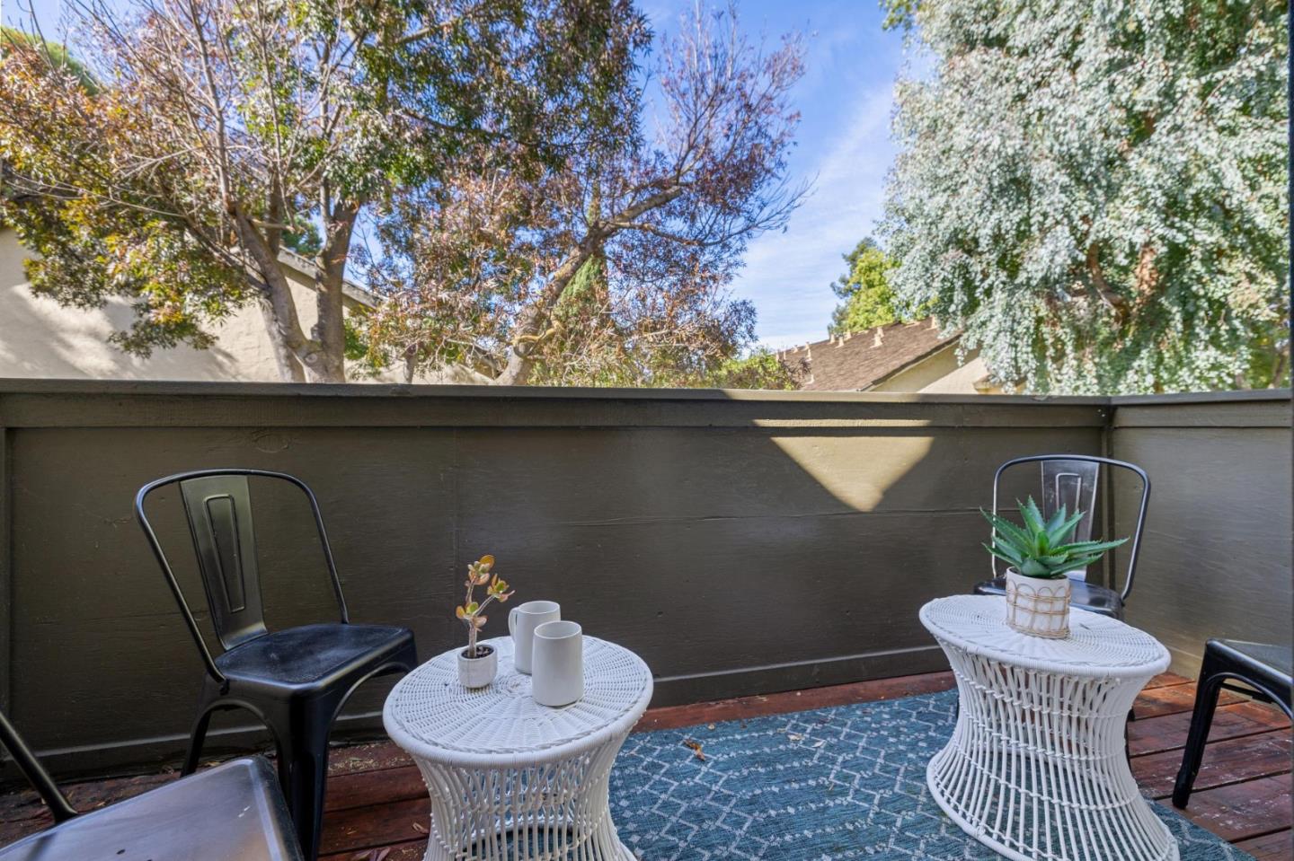 646 South Ahwanee Terrace