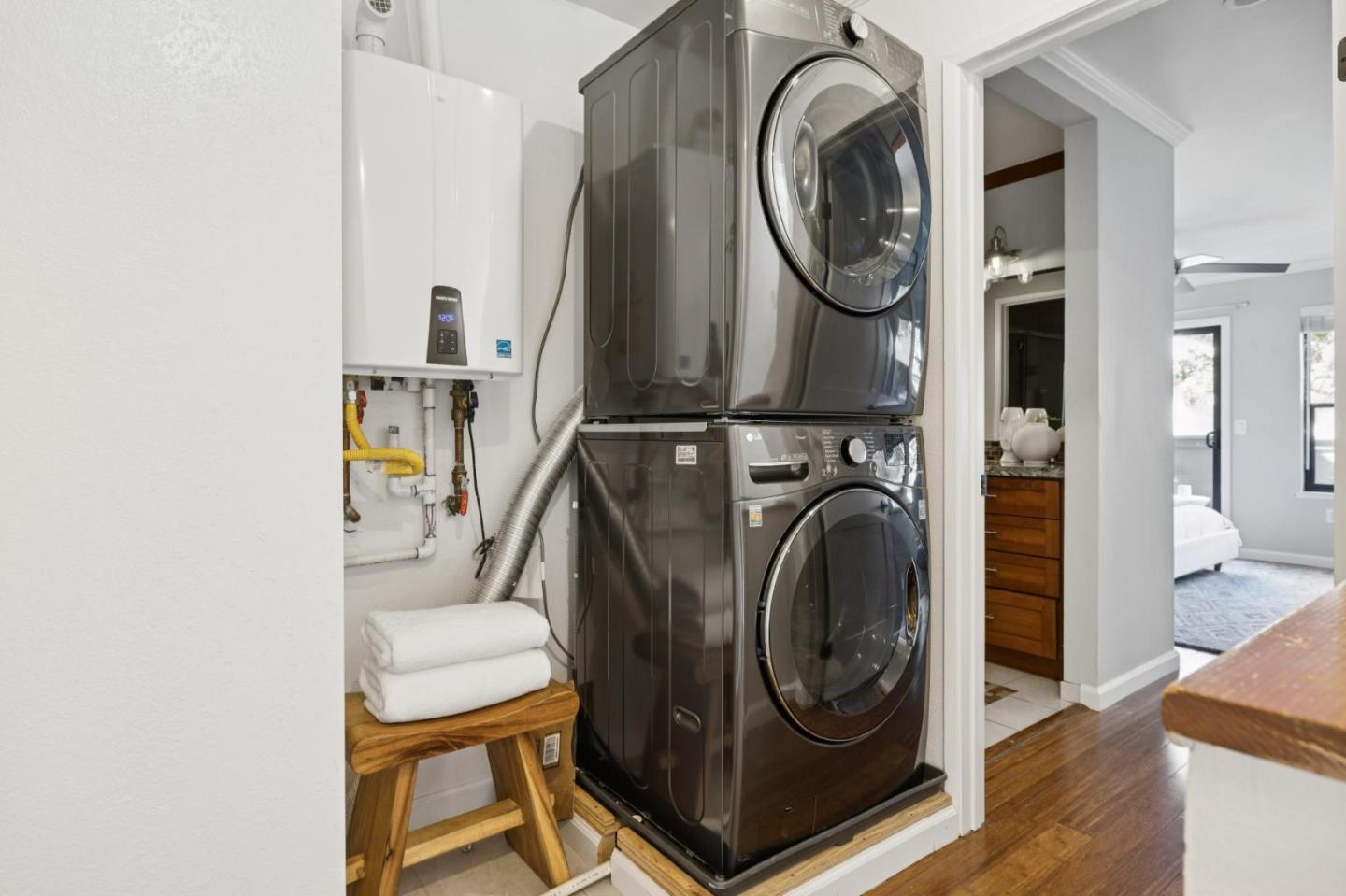 646 South Ahwanee Terrace