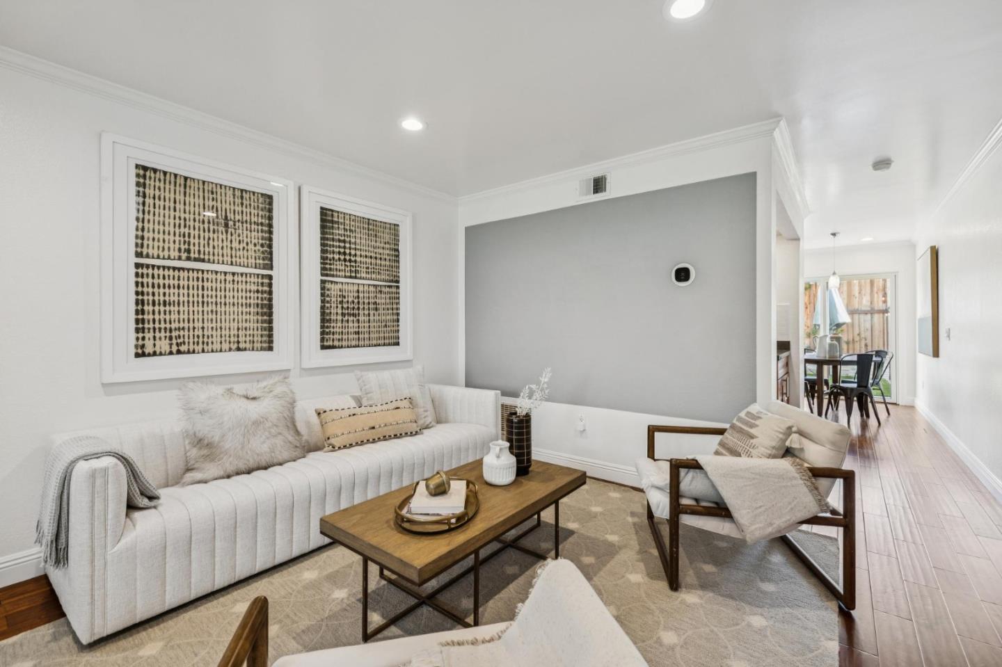 646 South Ahwanee Terrace