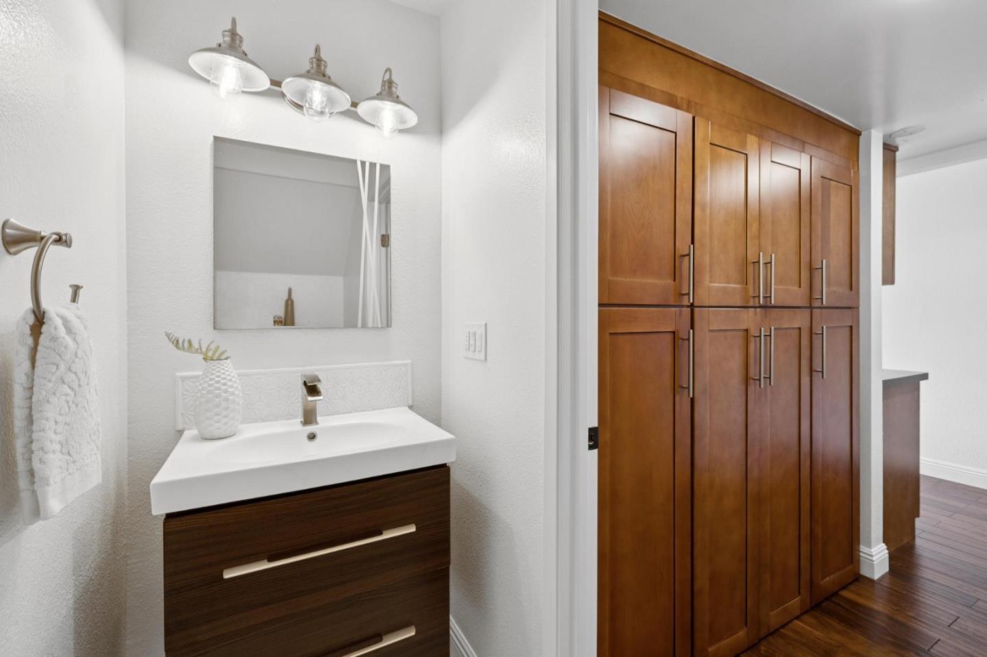 646 South Ahwanee Terrace