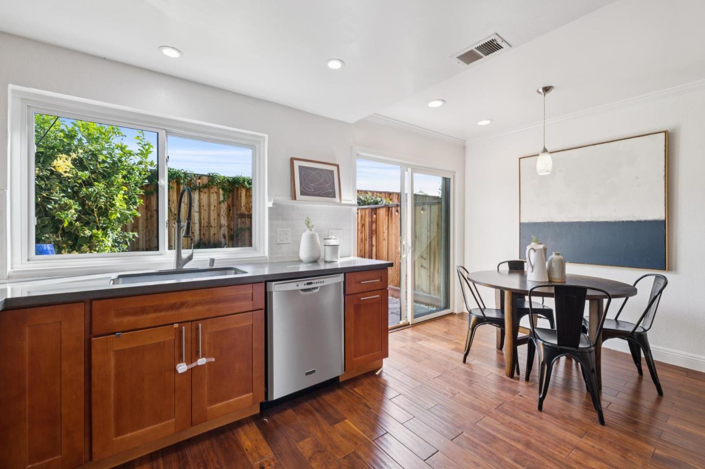 646 South Ahwanee Terrace