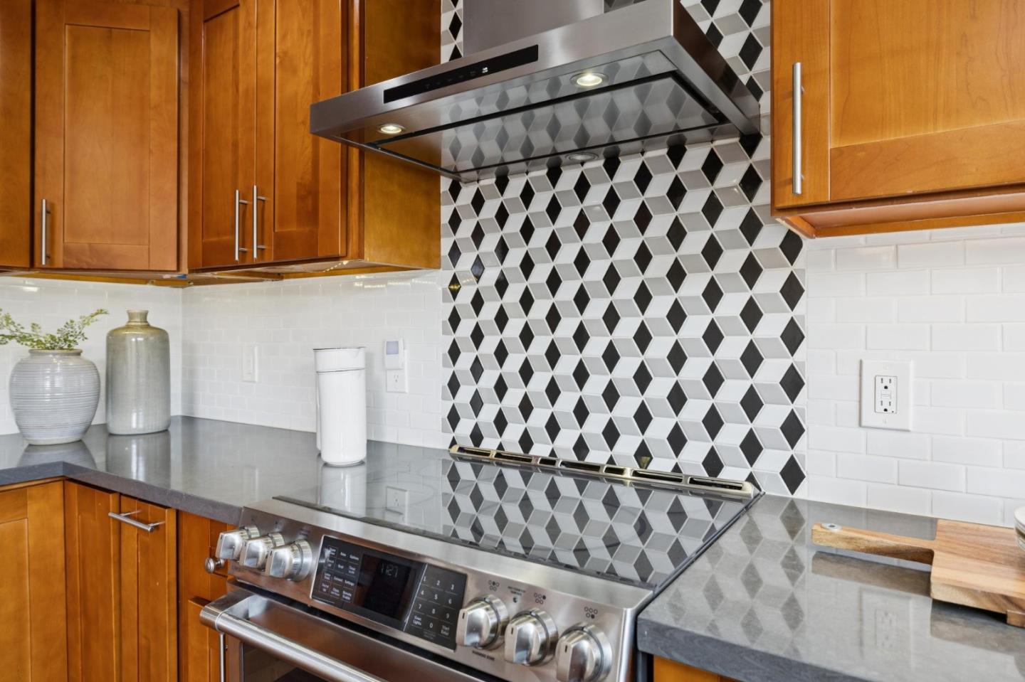 646 South Ahwanee Terrace