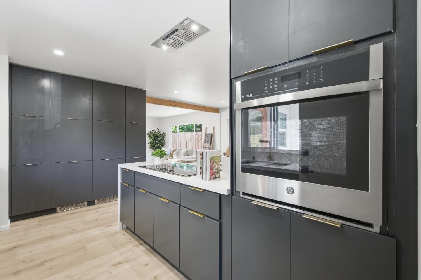 10910 Glen Artney Street