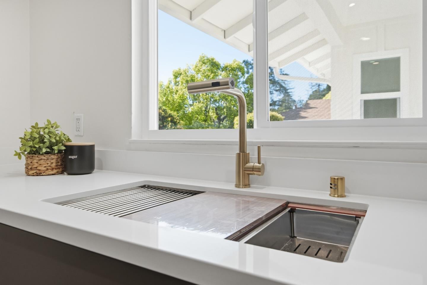 10910 Glen Artney Street