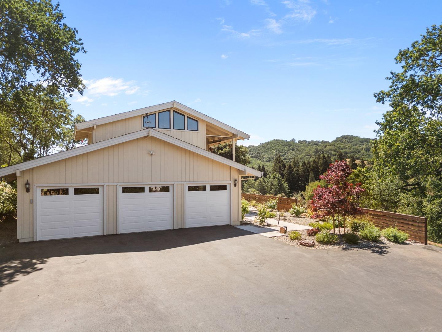 15208 Sycamore Drive