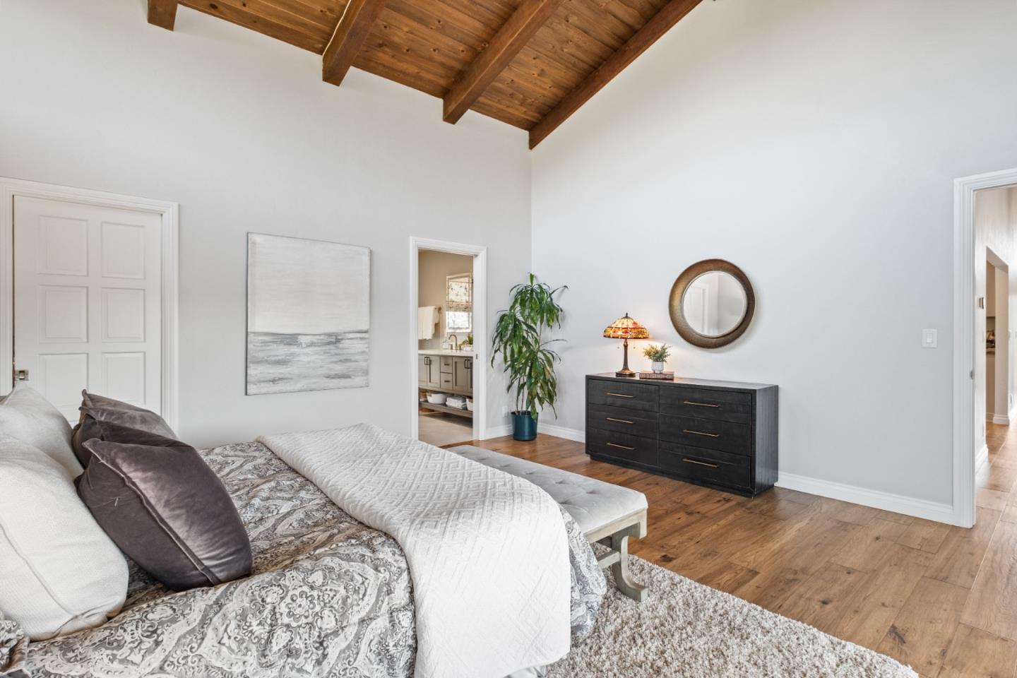 15208 Sycamore Drive