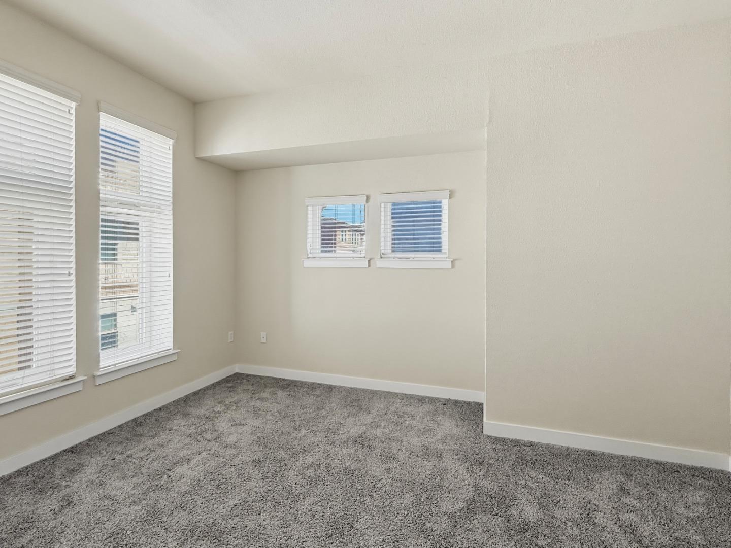 830 Frederick Common