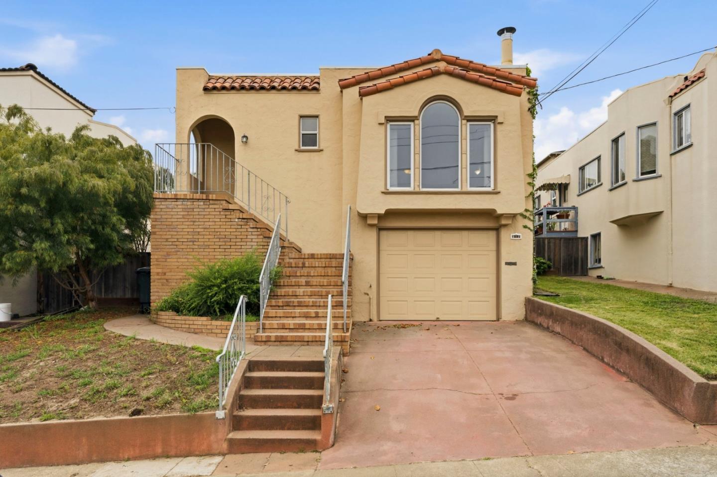 517 Magnolia AVE