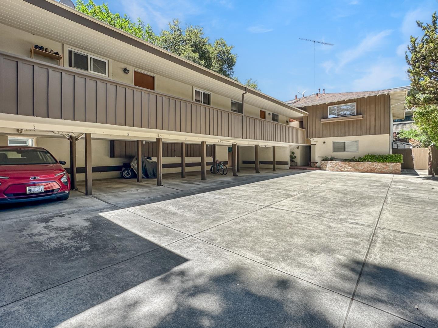 317 Poe ST