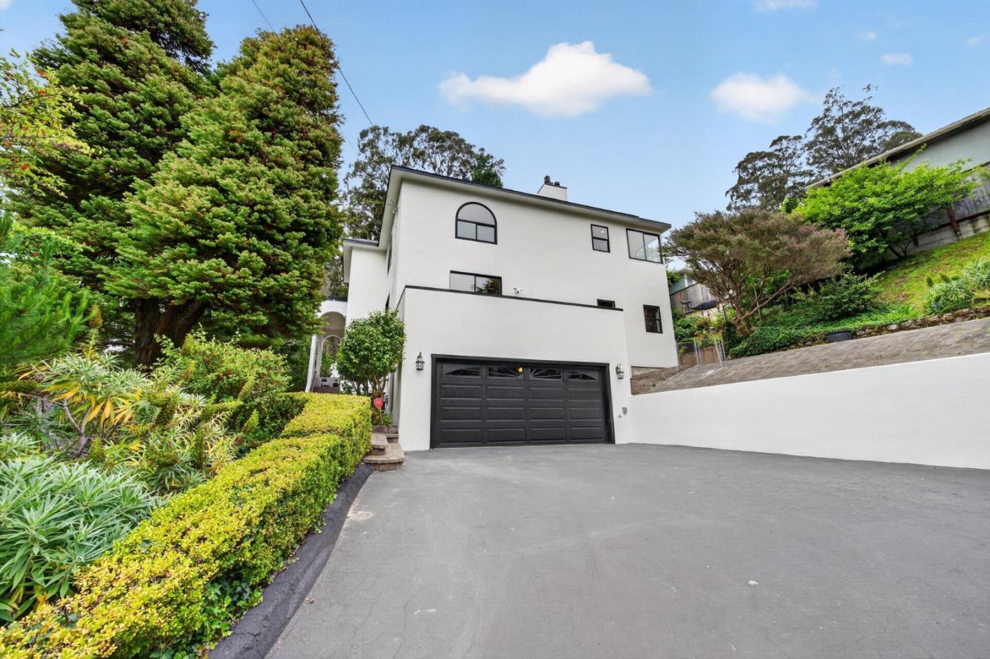 1523 Perez Dr