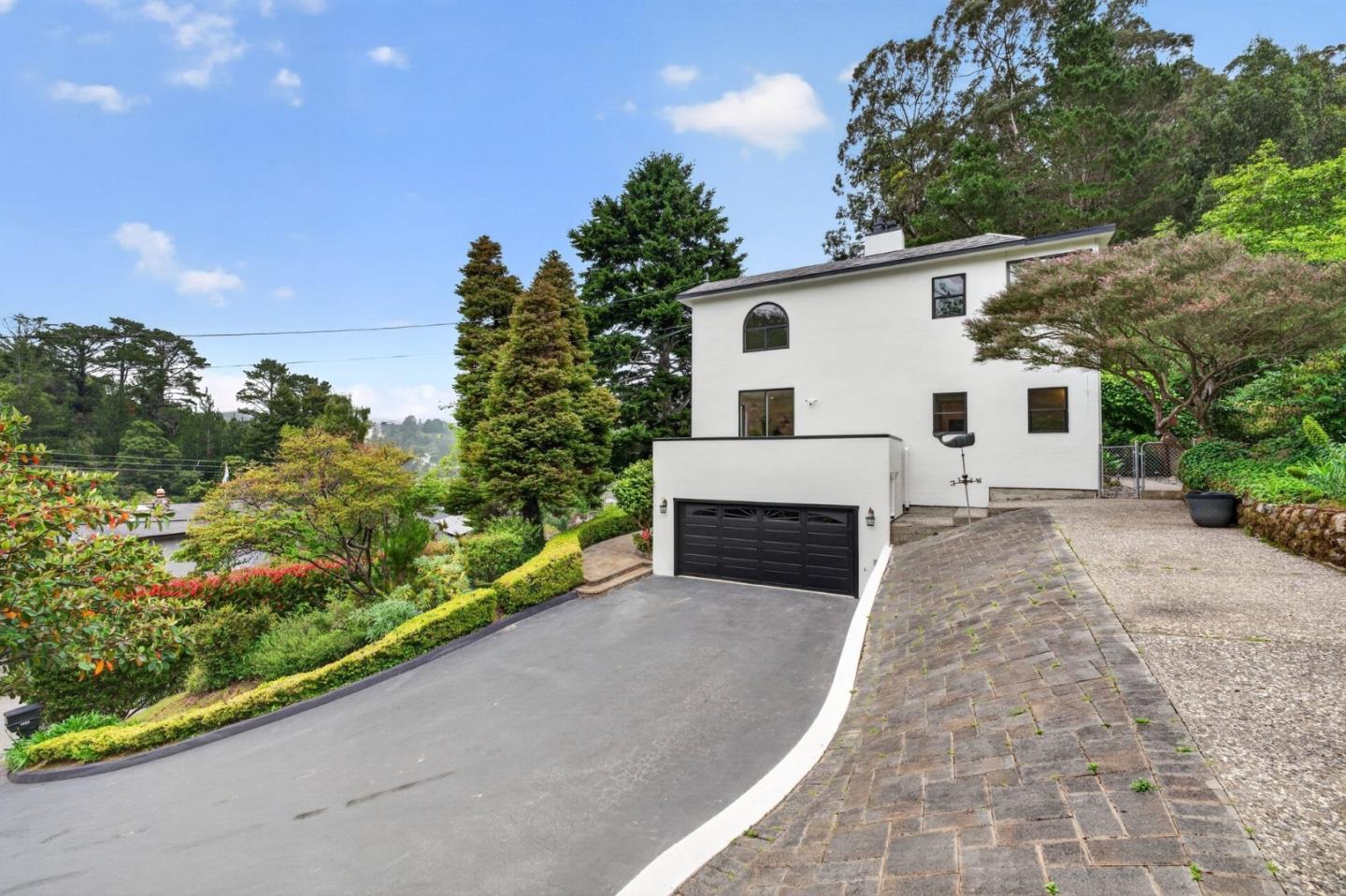 1523 Perez Dr