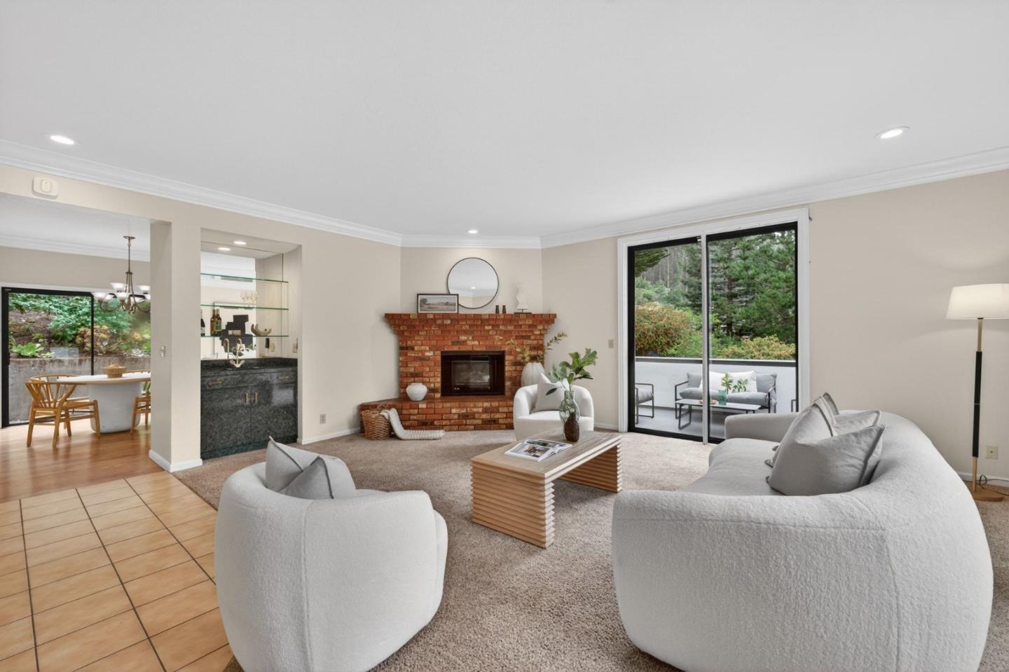 1523 Perez Dr