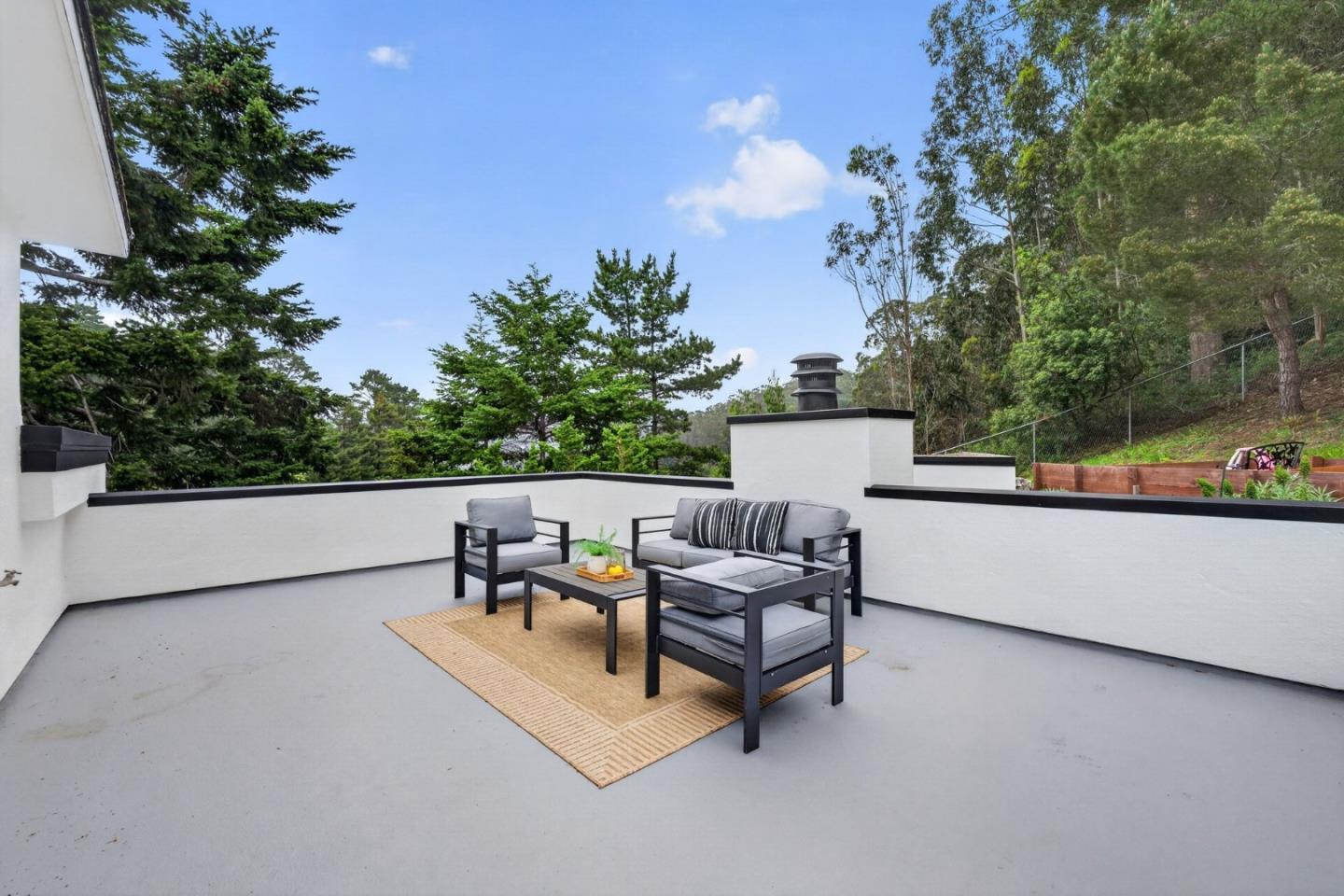 1523 Perez Dr