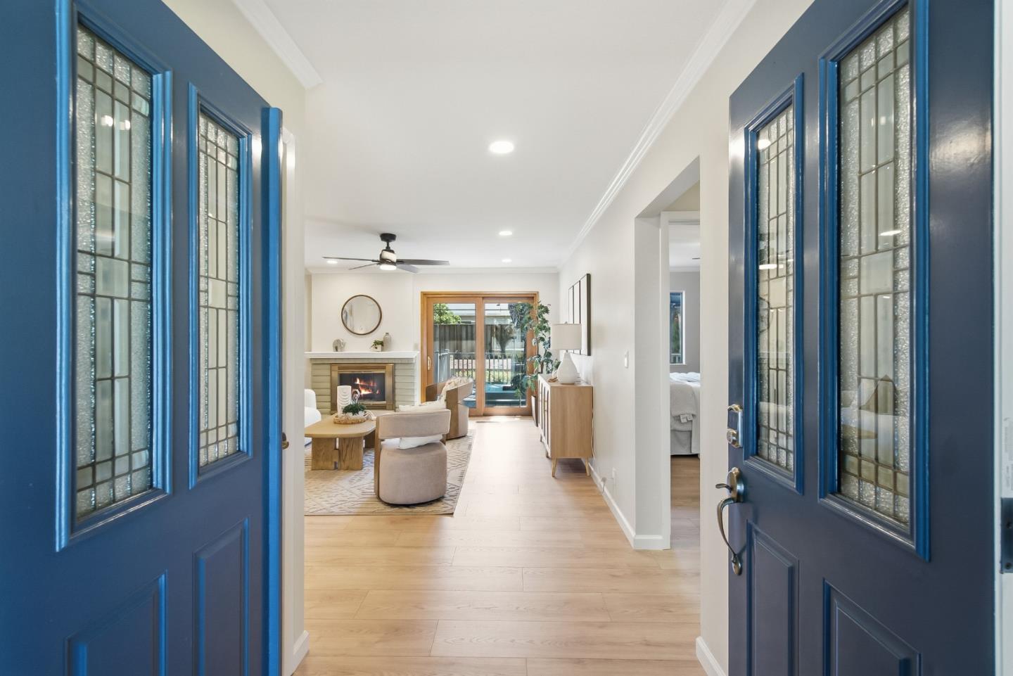 6383 San Anselmo WAY