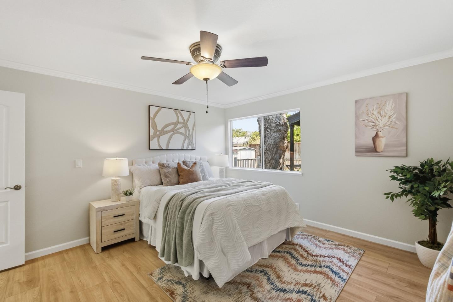 6383 San Anselmo WAY