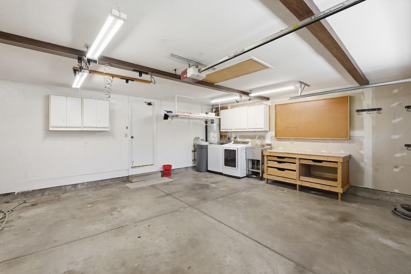 6383 San Anselmo WAY
