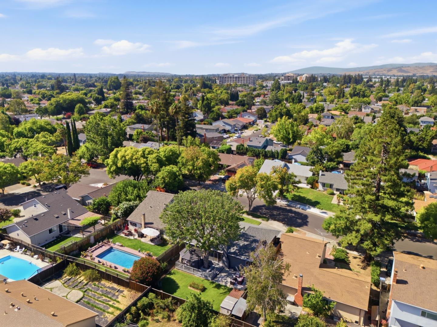 6383 San Anselmo WAY