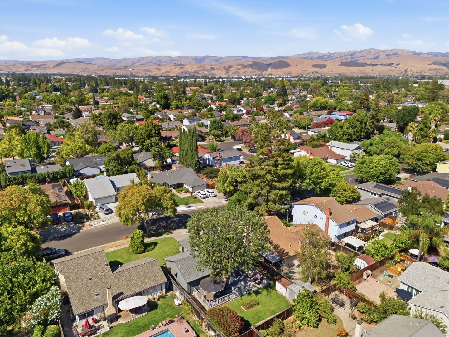 6383 San Anselmo WAY