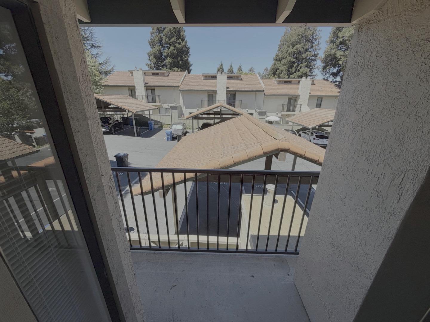 1662 Parkside DR