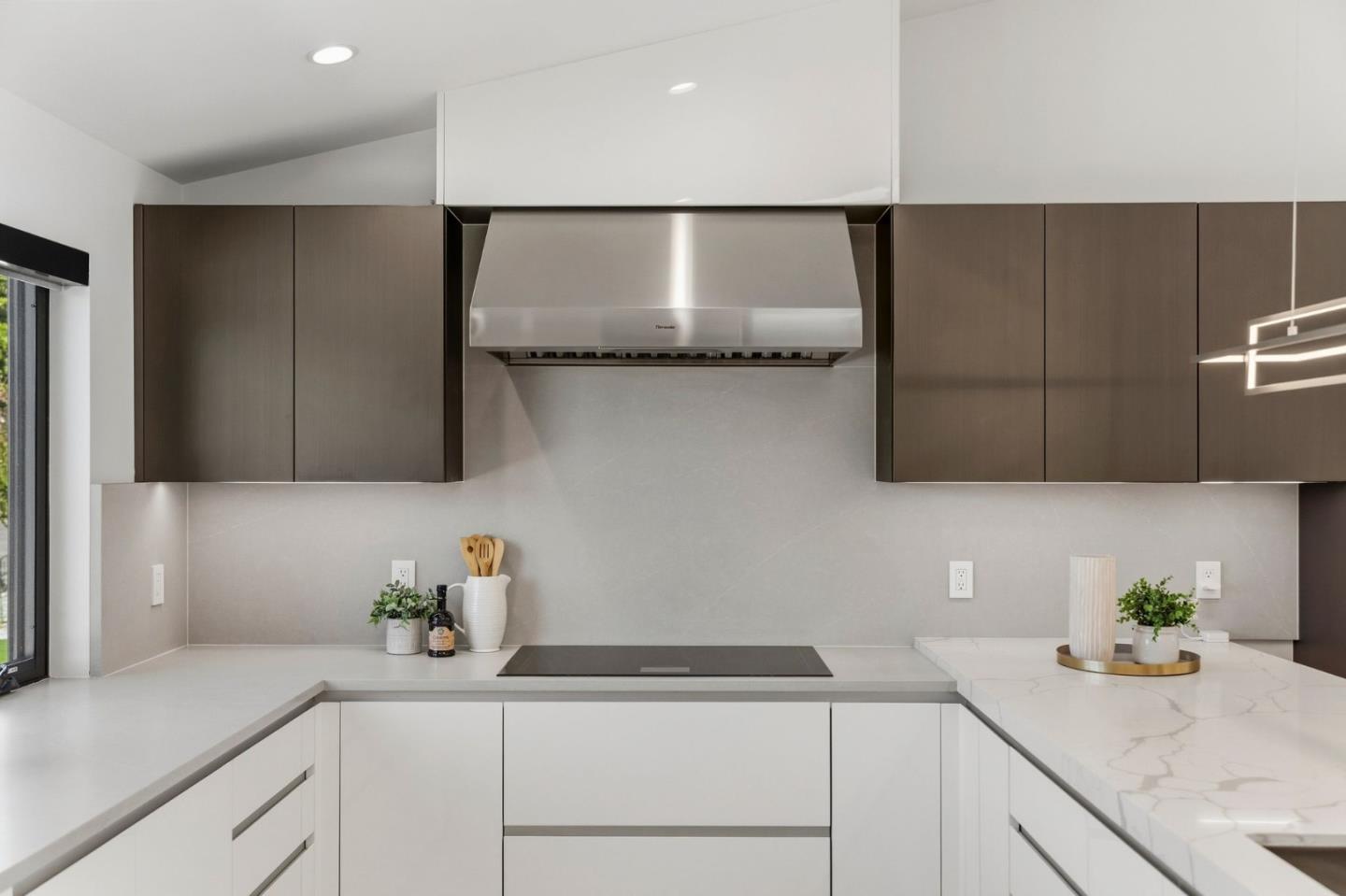 1624 Wakefield TER