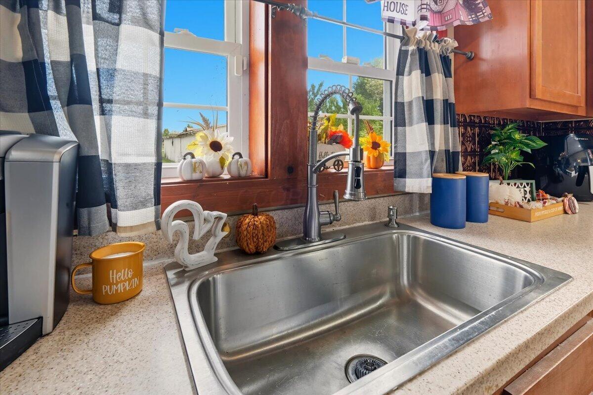 1712 Township Road 25