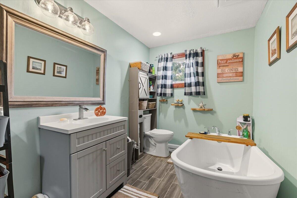 1712 Township Road 25