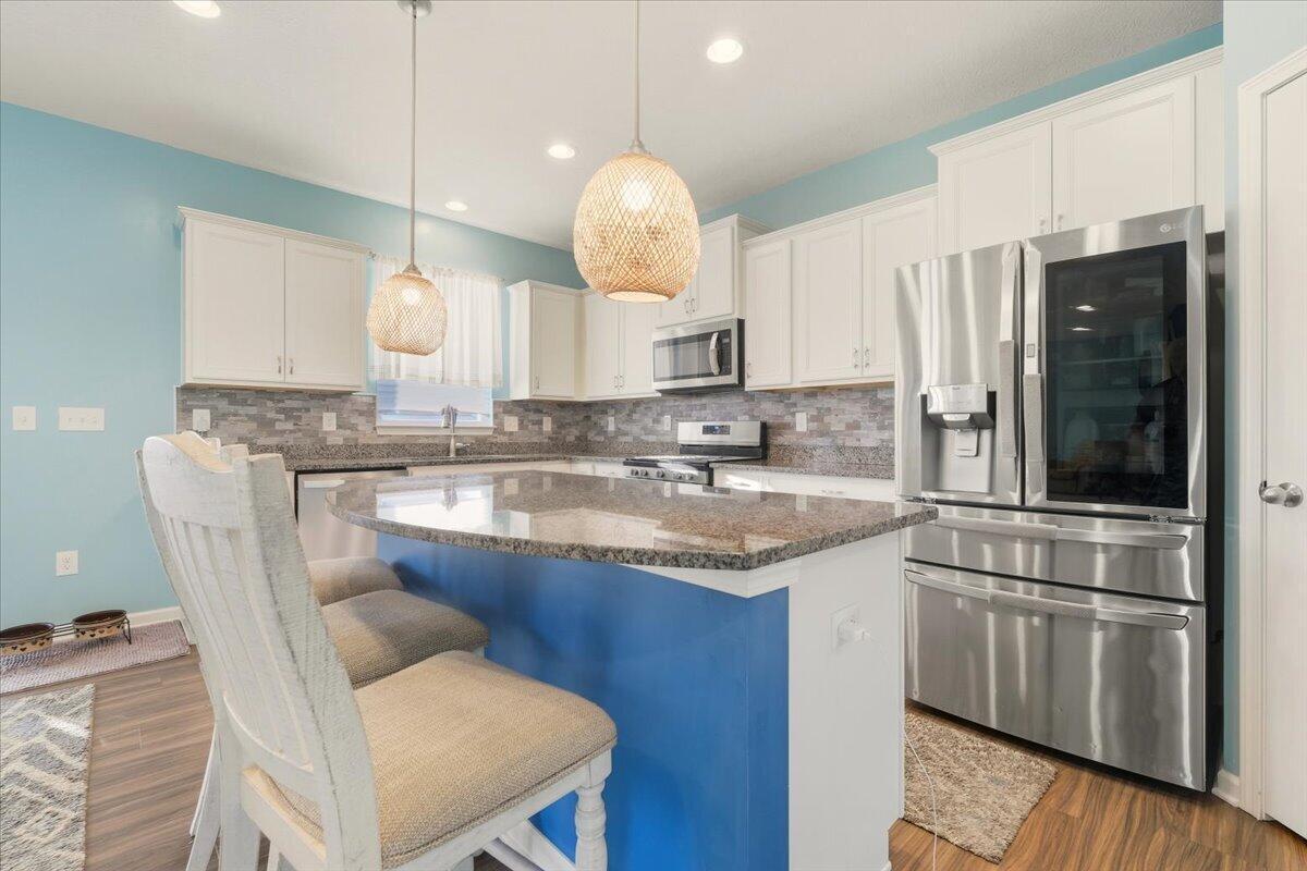 211 Leather Leaf Circle