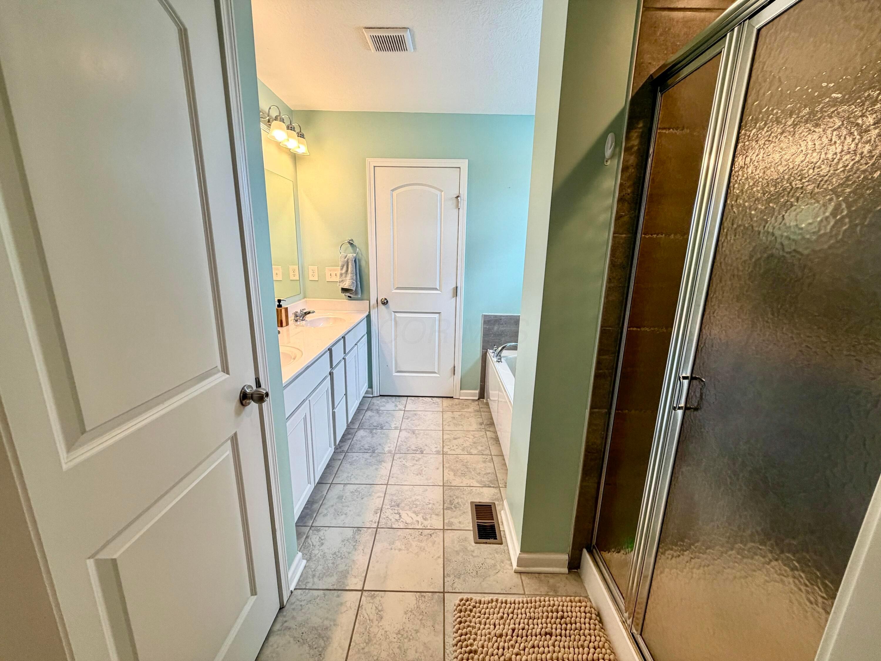 211 Leather Leaf Circle