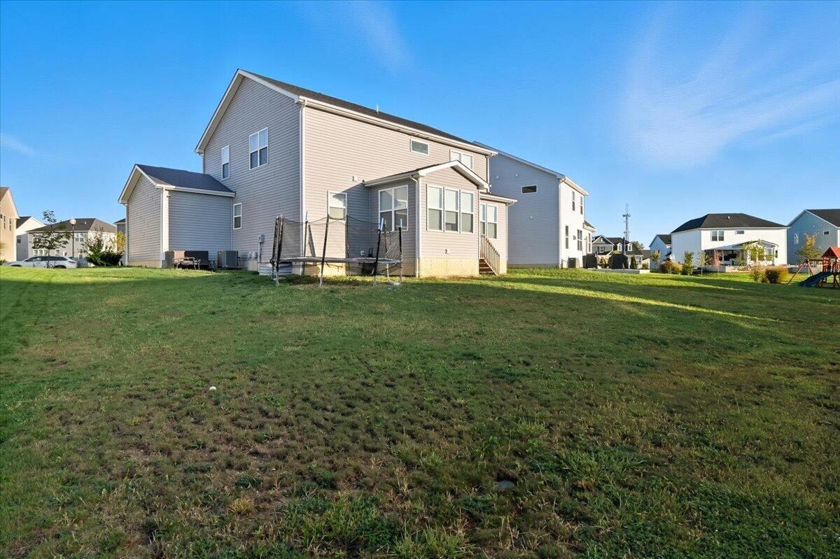 211 Leather Leaf Circle