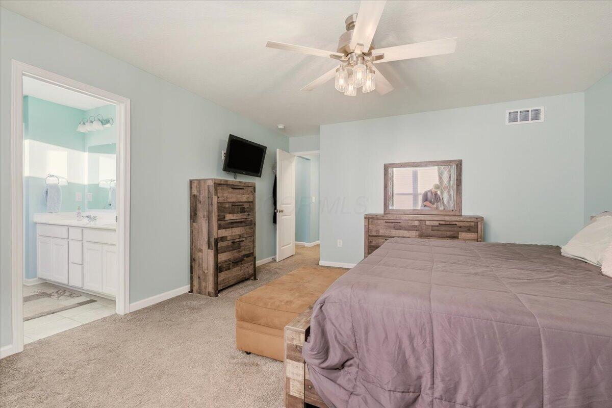 211 Leather Leaf Circle