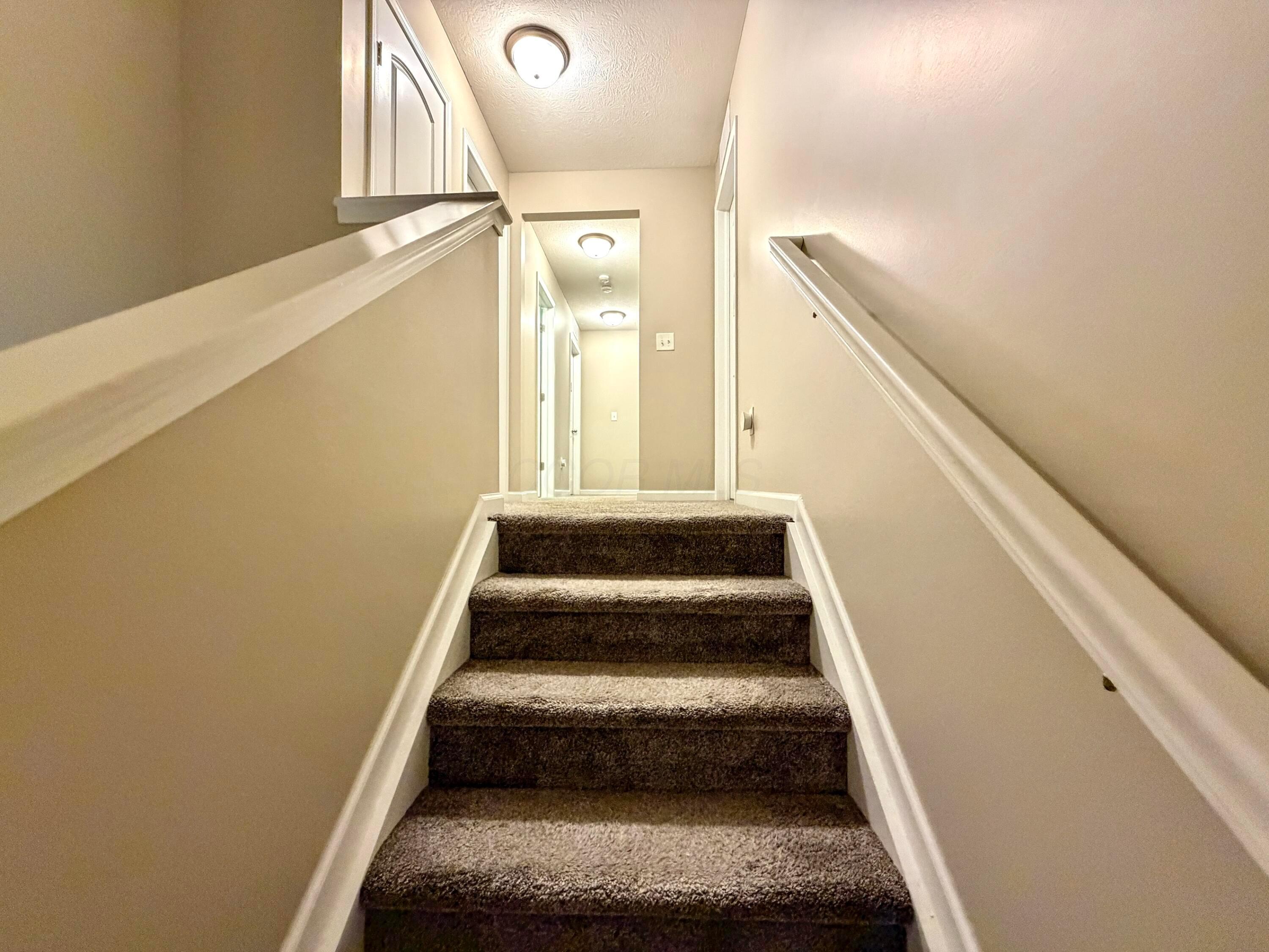 211 Leather Leaf Circle