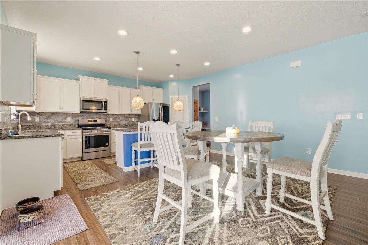 211 Leather Leaf Circle