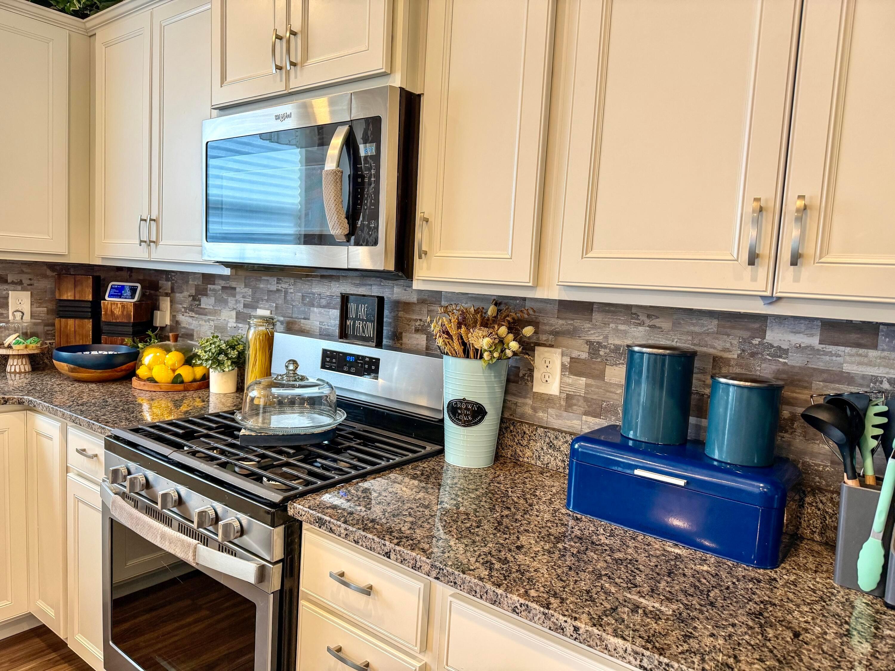 211 Leather Leaf Circle