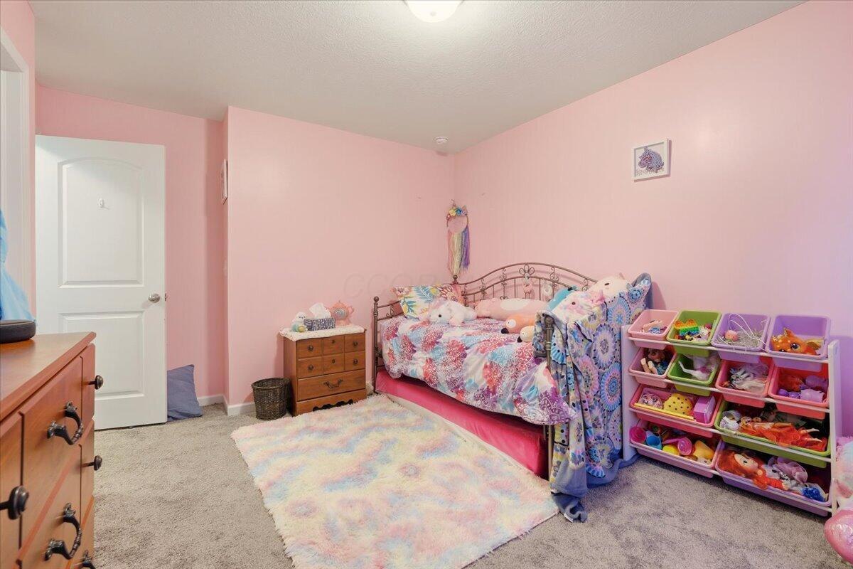 211 Leather Leaf Circle