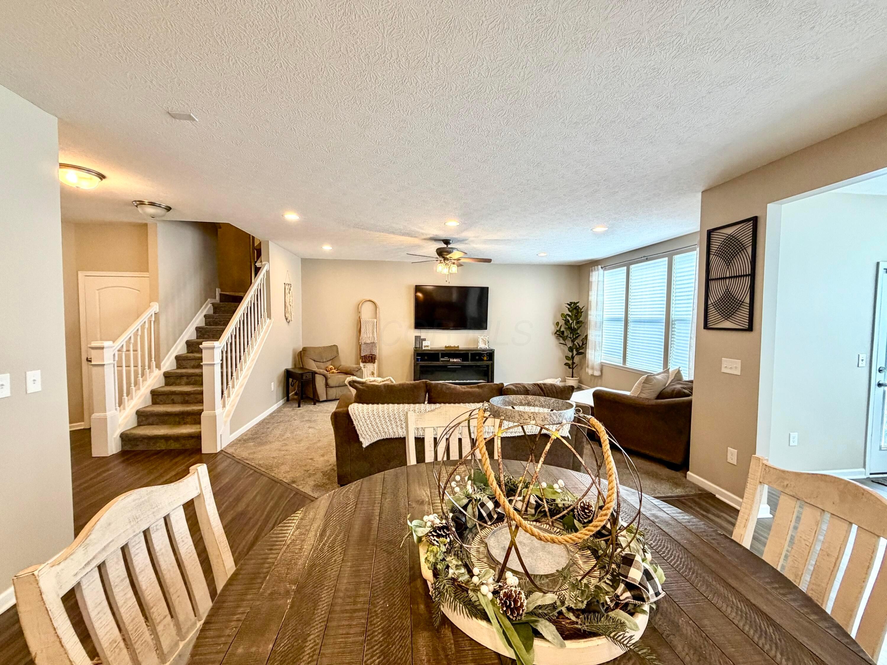 211 Leather Leaf Circle