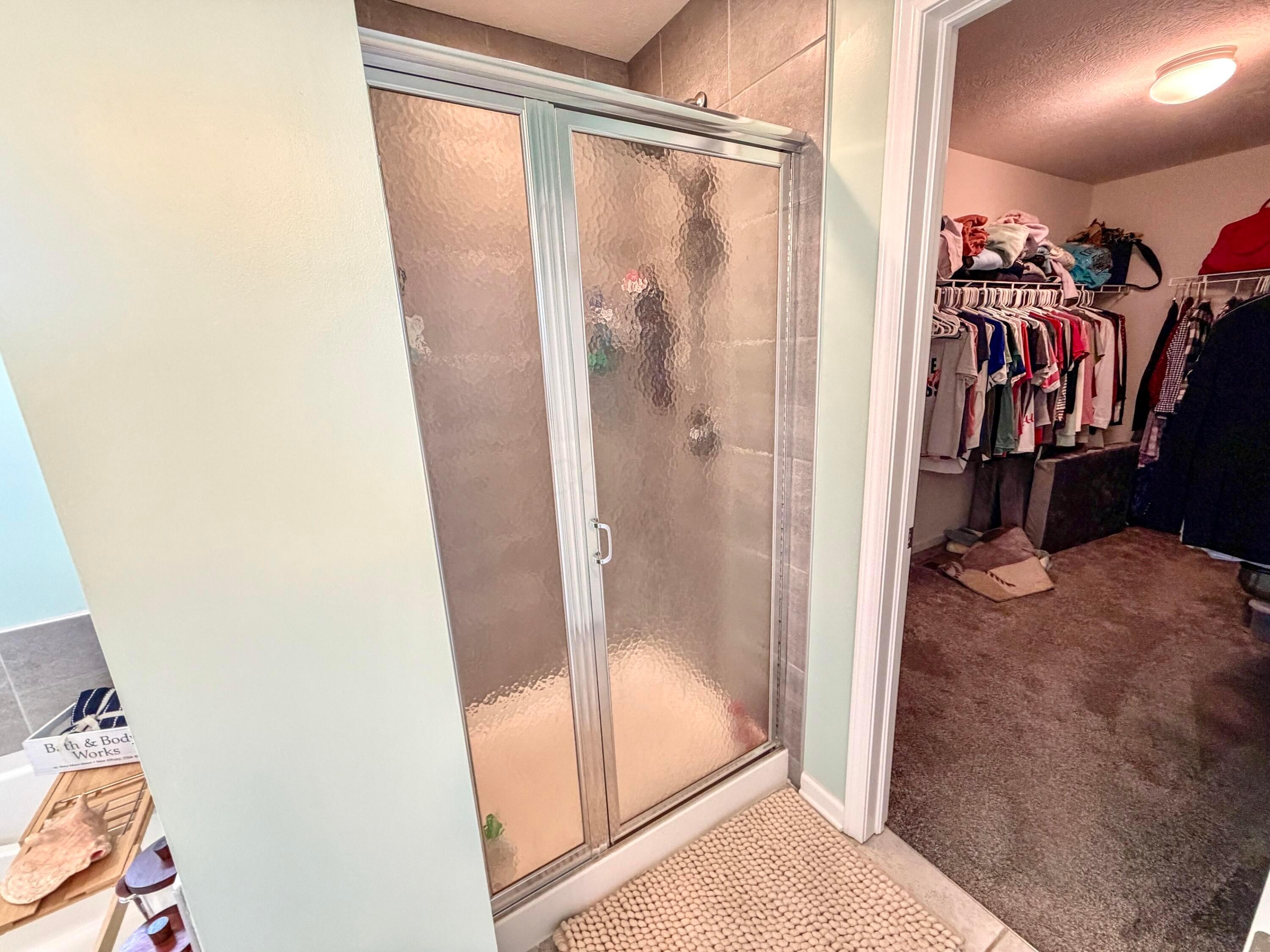 211 Leather Leaf Circle